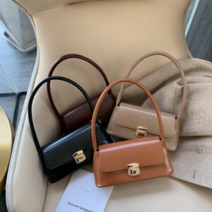 Retro Ladies New Personality Hand-carrying Small Satchel